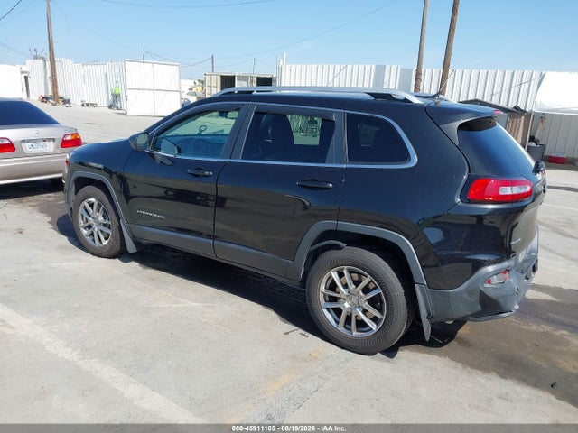 1C4PJMCS6FW618820 Jeep Cherokee Latitude
