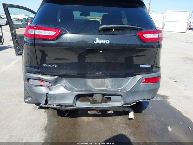Jeep Cherokee Latitude 2015 1C4PJMCS6FW618820 Image 6