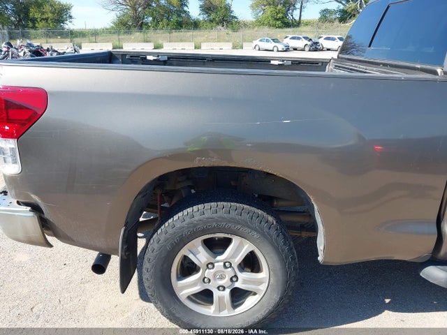 45911130 :رقم المزاد ، 5TFUW5F14AX157925 vin ، 2010 Toyota Tundra Grade 5.7l V8 مزاد بيع