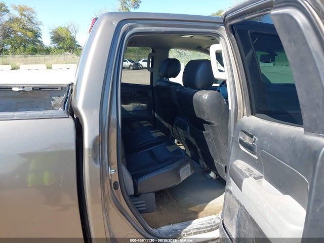 45911130 :رقم المزاد ، 5TFUW5F14AX157925 vin ، 2010 Toyota Tundra Grade 5.7l V8 مزاد بيع