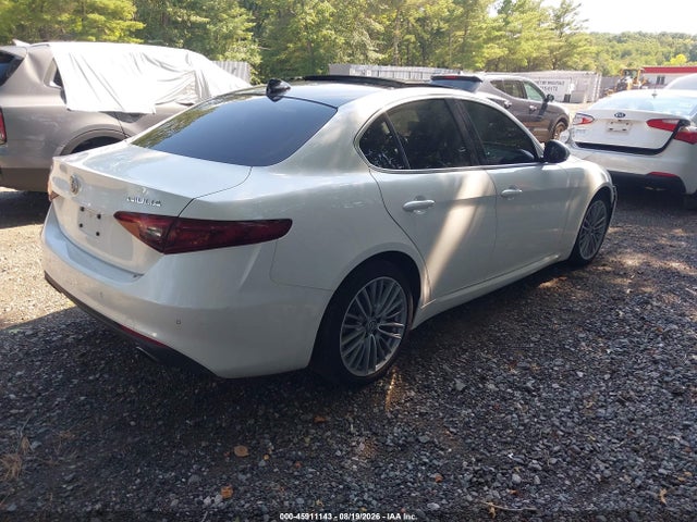 Продажа на аукционе авто 2018 Alfa Romeo Giulia Ti Lusso Awd, vin: ZARFAEEN1J7572783, номер лота: 45911143