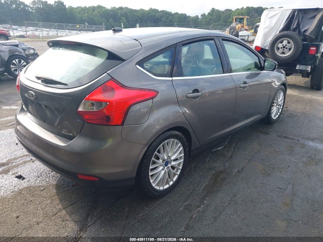 Продажа на аукционе авто 2012 Ford Focus Sel, vin: 1FAHP3M26CL381048, номер лота: 45911199