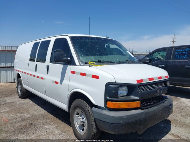 45911215 :رقم المزاد ، 1GCZGUCG5F1149834 vin ، 2015 Chevrolet Express 3500 Work Van مزاد بيع