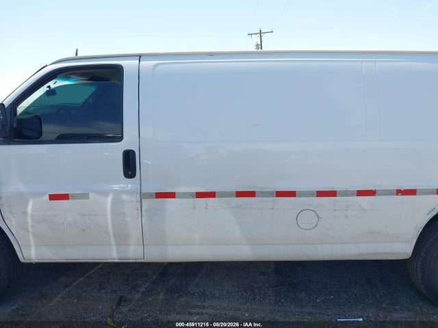 2015 Chevrolet Express 3500 Work Van მანქანა იყიდება აუქციონზე, vin: 1GCZGUCG5F1149834, აუქციონის ნომერი: 45911215