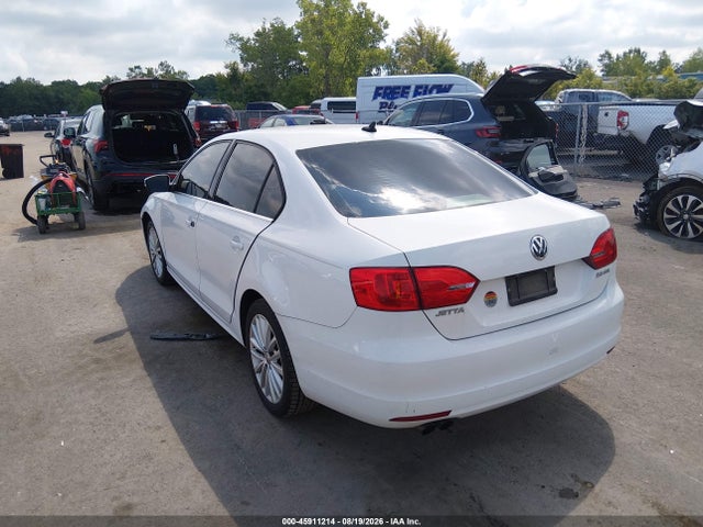 45911214 :رقم المزاد ، 3VWLZ7AJ0BM343147 vin ، 2011 Volkswagen Jetta 2.5l Sel مزاد بيع