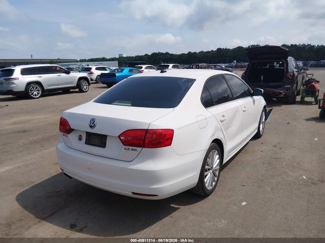45911214 :رقم المزاد ، 3VWLZ7AJ0BM343147 vin ، 2011 Volkswagen Jetta 2.5l Sel مزاد بيع