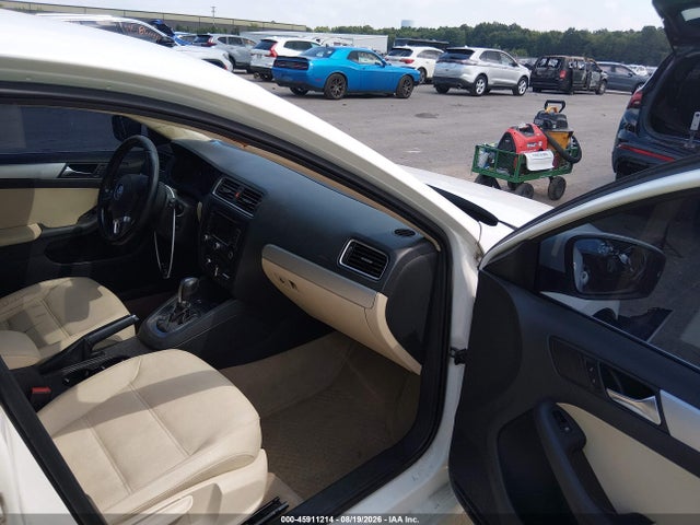 45911214 :رقم المزاد ، 3VWLZ7AJ0BM343147 vin ، 2011 Volkswagen Jetta 2.5l Sel مزاد بيع