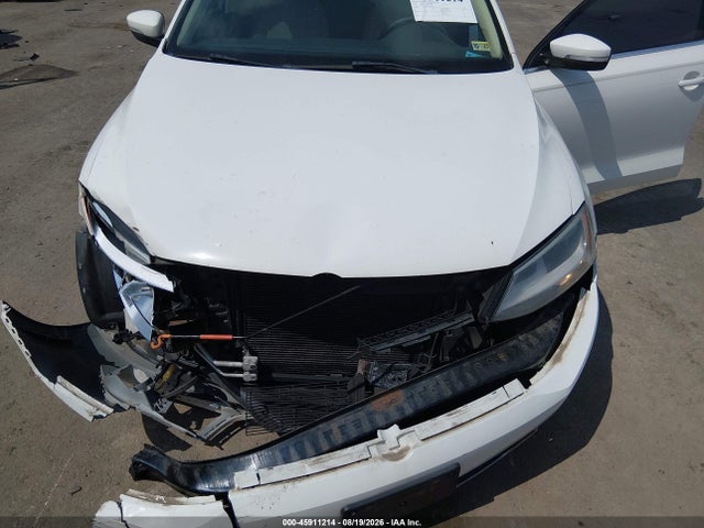45911214 :رقم المزاد ، 3VWLZ7AJ0BM343147 vin ، 2011 Volkswagen Jetta 2.5l Sel مزاد بيع