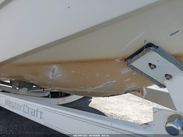 Продажа на аукционе авто 2000 Mastercraft Boat, vin: MBCA2EF7J900, номер лота: 45911223
