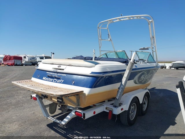 Продажа на аукционе авто 2000 Mastercraft Boat, vin: MBCA2EF7J900, номер лота: 45911223