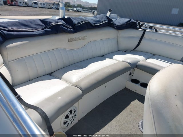Продажа на аукционе авто 2000 Mastercraft Boat, vin: MBCA2EF7J900, номер лота: 45911223