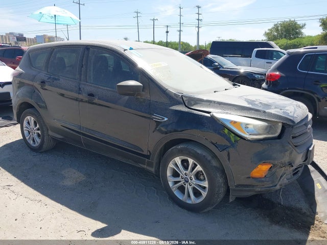 2017 Ford Escape S მანქანა იყიდება აუქციონზე, vin: 1FMCU0F72HUB79244, აუქციონის ნომერი: 45911228