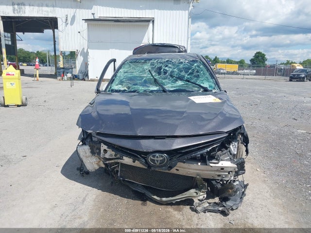 Продаж на аукціоні авто 2022 Toyota Camry Le, vin: 4T1C11AK1NU663671, номер лоту: 45911236