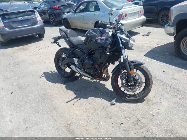 45911247 :رقم المزاد ، ML5EREP16SDAF8805 vin ، 2025 Kawasaki Er650 P مزاد بيع
