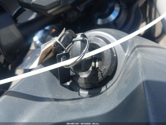 45911247 :رقم المزاد ، ML5EREP16SDAF8805 vin ، 2025 Kawasaki Er650 P مزاد بيع