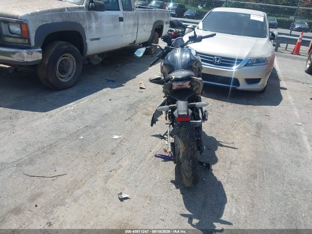 45911247 :رقم المزاد ، ML5EREP16SDAF8805 vin ، 2025 Kawasaki Er650 P مزاد بيع