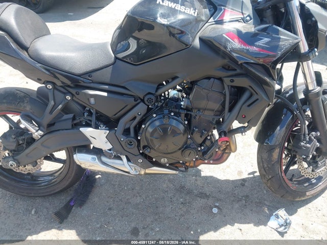45911247 :رقم المزاد ، ML5EREP16SDAF8805 vin ، 2025 Kawasaki Er650 P مزاد بيع