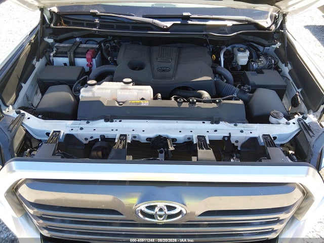 Toyota Tundra Limited 2022 5TFJA5DB7NX026734 Image 10