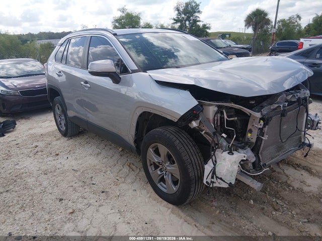 2024 Toyota Rav4 Xle მანქანა იყიდება აუქციონზე, vin: 2T3W1RFV3RW306925, აუქციონის ნომერი: 45911291