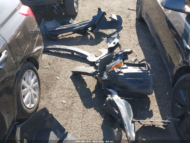 Nissan Versa 1.6 S 2016 3N1CN7APXGL917899 Image 12