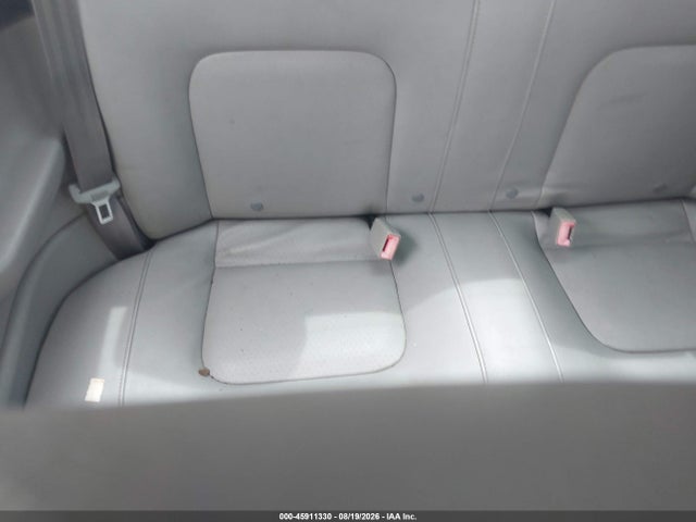 2005 Volkswagen New Beetle Gls მანქანა იყიდება აუქციონზე, vin: 3VWCK31CX5M400263, აუქციონის ნომერი: 45911330