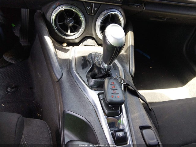 Продажа на аукционе авто 2016 Chevrolet Camaro 1lt, vin: 1G1FB1RS1G0141788, номер лота: 45911341