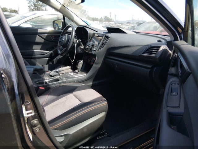 JF2GTAEC8KH365322 Subaru Crosstrek 2.0i Premium