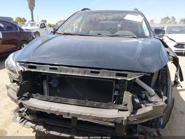 JF2GTAEC8KH365322 Subaru Crosstrek 2.0i Premium