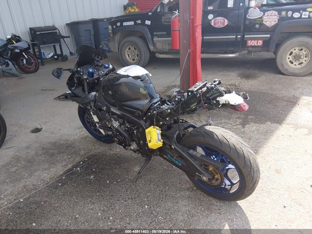 Suzuki Gsx-r1000 R 2017 JS1DM11H7H2100557 Image 3
