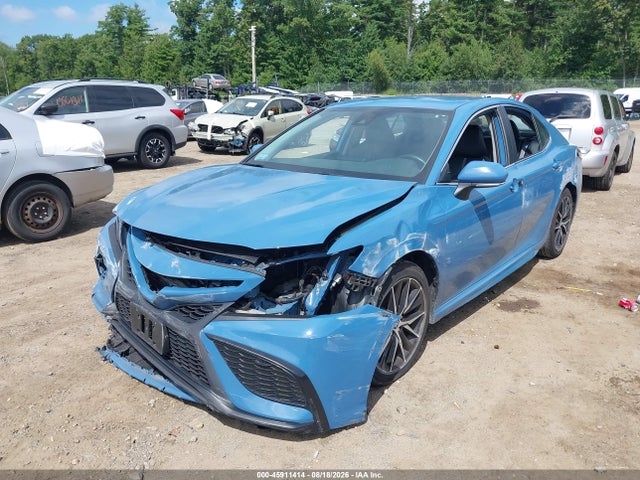 2024 Toyota Camry Se მანქანა იყიდება აუქციონზე, vin: 4T1G11AKXRU252163, აუქციონის ნომერი: 45911414