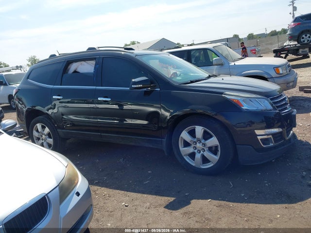 Продажа на аукционе авто 2017 Chevrolet Traverse Lt, vin: 1GNKRGKD1HJ185079, номер лота: 45911437
