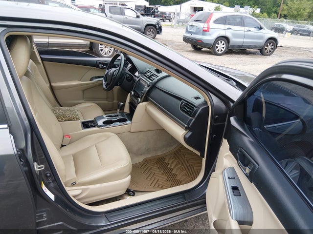 45911457 :رقم المزاد ، 4T1BD1FK0EU126477 vin ، 2014 Toyota Camry Hybrid Xle مزاد بيع