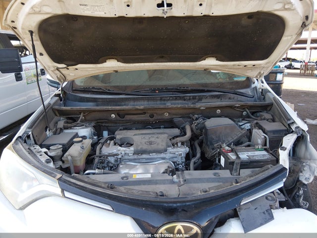 2T3RFREV9HW564218 Toyota Rav4 Xle