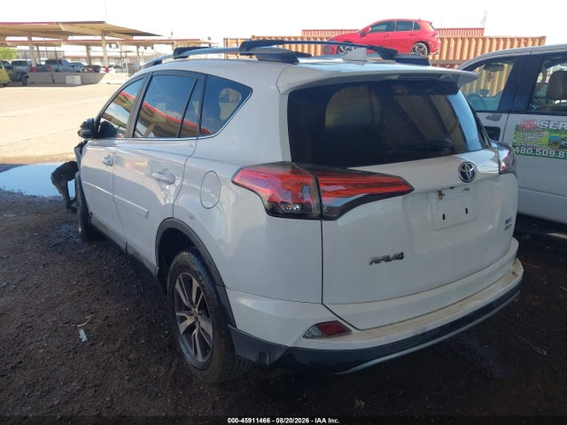 2T3RFREV9HW564218 Toyota Rav4 Xle