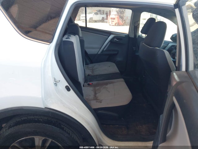 2T3RFREV9HW564218 Toyota Rav4 Xle