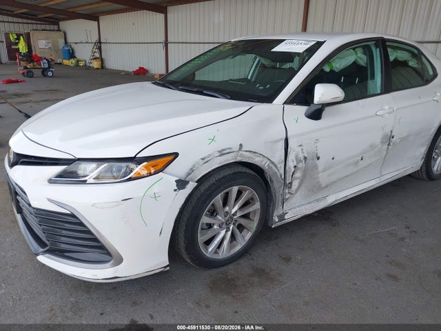 Toyota CAMRY LE 2023 4T1C11AK3PU820605 Image 6