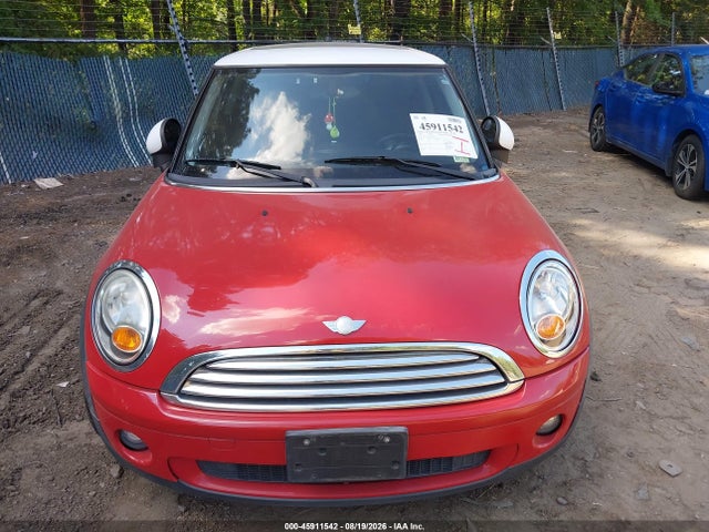 45911542 :رقم المزاد ، WMWMF33518TT59891 vin ، 2008 Mini Cooper Hardtop مزاد بيع