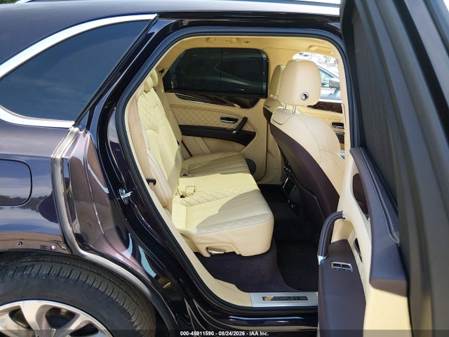 Продажа на аукционе авто 2017 Bentley Bentayga W12/w12 First Edition, vin: SJAAC2ZV9HC015209, номер лота: 45911590