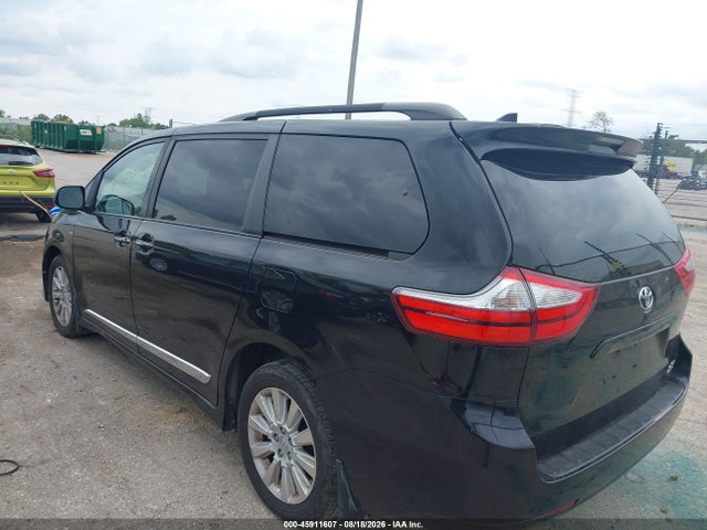 2019 Toyota Sienna Xle Premium 7 Passenger მანქანა იყიდება აუქციონზე, vin: 5TDDZ3DCXKS227127, აუქციონის ნომერი: 45911607