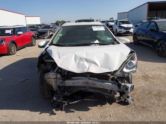 Продажа на аукционе авто 2016 Toyota Prius C One, vin: JTDKDTB31G1128175, номер лота: 45911608