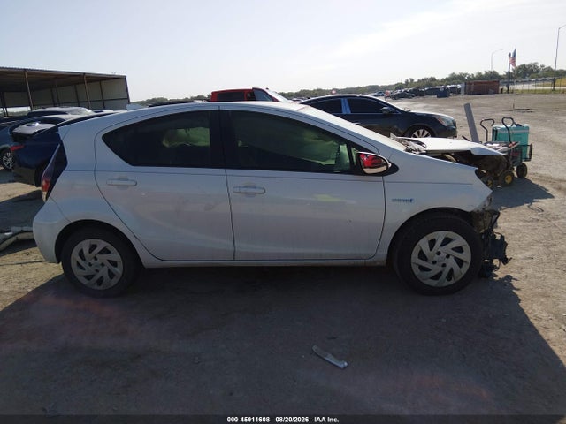 Продажа на аукционе авто 2016 Toyota Prius C One, vin: JTDKDTB31G1128175, номер лота: 45911608