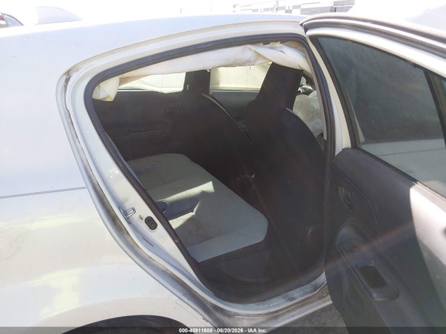 Продажа на аукционе авто 2016 Toyota Prius C One, vin: JTDKDTB31G1128175, номер лота: 45911608