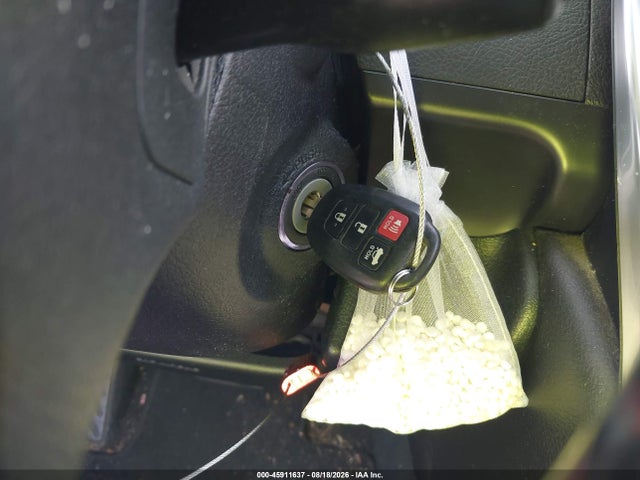4T1BF1FK9HU416585 Toyota CAMRY XSE