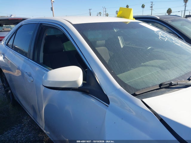 4T1BF1FK9HU416585 Toyota CAMRY XSE