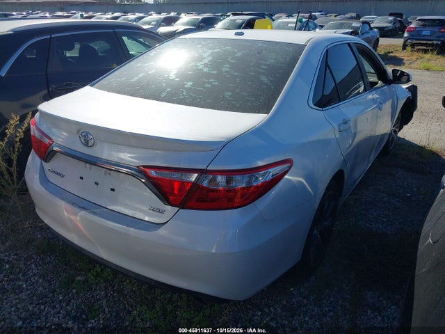 4T1BF1FK9HU416585 Toyota CAMRY XSE