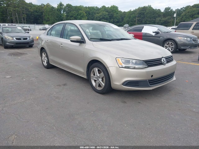 45911695 :رقم المزاد ، 3VW3L7AJXDM208472 vin ، 2013 Volkswagen Jetta 2.0l Tdi مزاد بيع