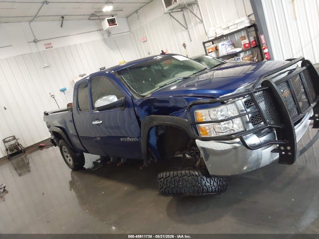 Auction sale of the 2013 Chevrolet Silverado 1500 Ls, vin: 1GCRKREA5DZ366688, lot number: 45911738