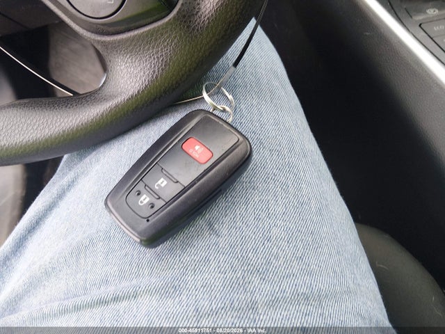 45911751 :رقم المزاد ، 2T3P1RFV5NC322317 vin ، 2022 Toyota Rav4 Xle مزاد بيع
