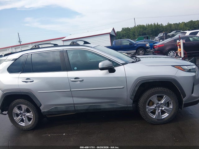 45911751 :رقم المزاد ، 2T3P1RFV5NC322317 vin ، 2022 Toyota Rav4 Xle مزاد بيع