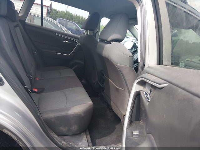 45911751 :رقم المزاد ، 2T3P1RFV5NC322317 vin ، 2022 Toyota Rav4 Xle مزاد بيع
